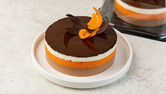 Шоколадный торт с апельсином и коньяком