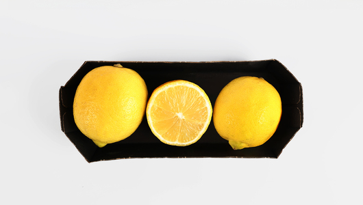 Замороженные вареные раки с лимоном