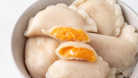 Вареники с&nbsp;бататом и&nbsp;сыром