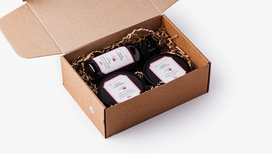 Набор для ухода за телом “Табак и вишня” (гель для душа, крем для тела, скраб для тела)