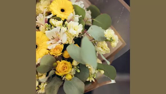 Букет сборный из&nbsp;альстромерии, маттиолы и&nbsp;герберы