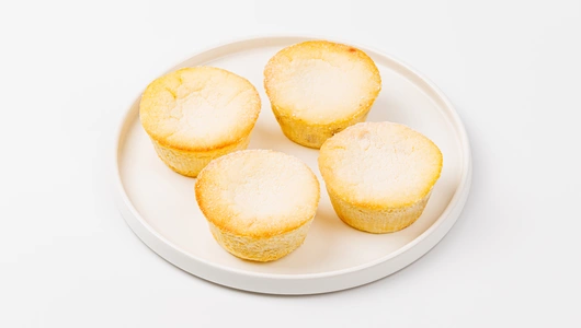 Запеканки мини из рикотты: "Ассорти вкусов": с изюмом, с персиком, ванильная, зам. Запеканки мини из рикотты: "Ассорти вкусов": с изюмом, с персиком, ванильная, зам.