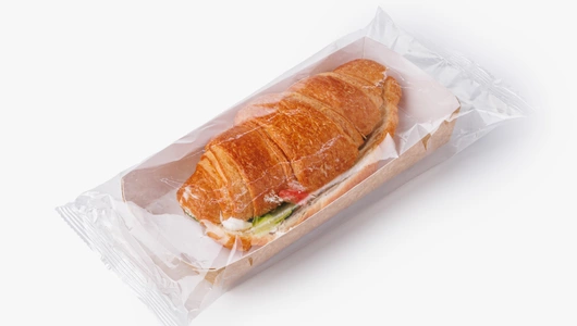 Круассан с форелью и сливочным крем-чизом, кафе Круассан с форелью и сливочным крем-чизом, кафе