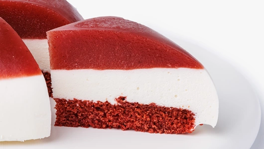 Торт муссовый "Клубничный бархат" зам.