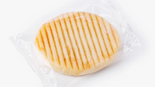 Лепешка с сыром сулугуни и зеленью, кафе