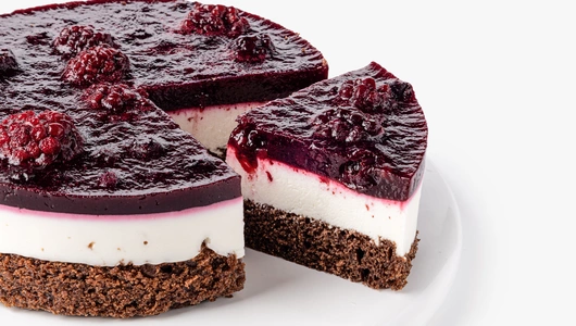 Торт "Лесные ягоды" со сливочно-сырным муссом зам.