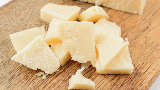 Сыр "Пармезан" (6 мес.), 200 г