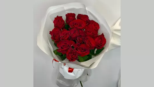 Красная роза в&nbsp;упаковке 15 штук FMART by flowwow