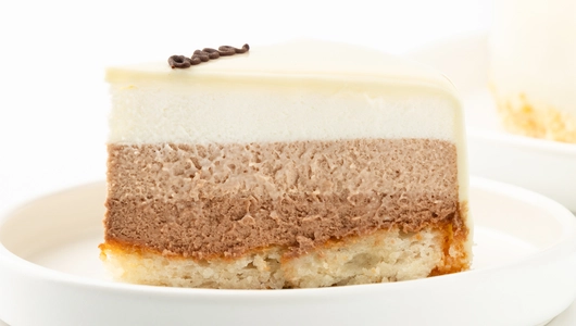 Торт муссовый "Цветы для Мамы" шок. микс сырный