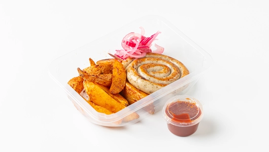 Баварская колбаска с запеченными картофельными дольками