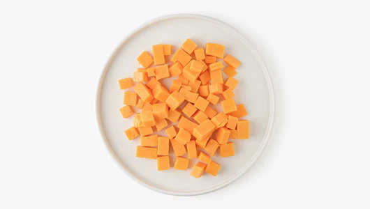 Сыр "Чеддер красный" кубики, 150 г