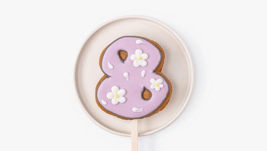 Пряник имбирный "8 марта" на&nbsp;палочке, 1 шт.