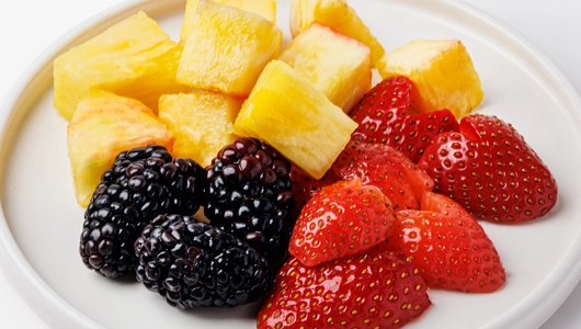 Фруктовый микс (ананас, клубника, ежевика), 150 г