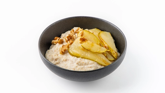 Каша мультизлаковая с печёной грушей и грецким орехом
