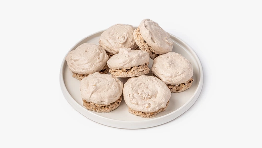 Безе с&nbsp;какао и&nbsp;арахисом