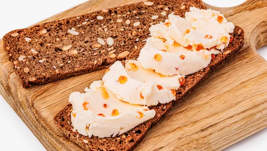 Масло икорное форелевое, 100 г