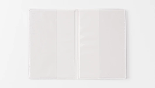 Обложка на паспорт "В зеркале я красивее, чем на фото"