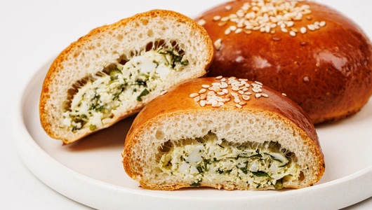 Пирожок с зеленью и яйцом, 2 шт Пирожок с зеленью и яйцом, 2 шт