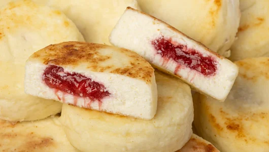 Сырники с&nbsp;начинкой из&nbsp;клубники, зам., 600 г