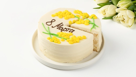 Торт бисквитный "Мгновение весны" клубничный