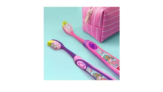 Зубная щетка детская Colgate Mermaid StarSmile ультрамягкая для девочек старше 5 лет