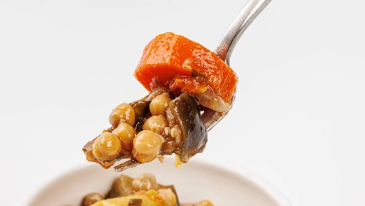 Овощи тушеные Белоручка с нутом 200 г