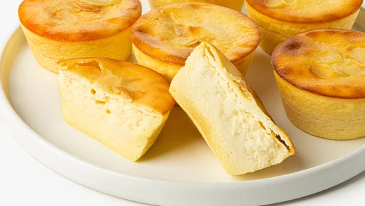 Сырники творожные с&nbsp;маскарпоне на&nbsp;миндальной муке, зам.