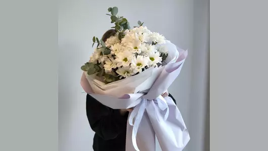 "Лавандовый раф" Букет с&nbsp;кустовой хризантемой ромашка FMART by flowwow