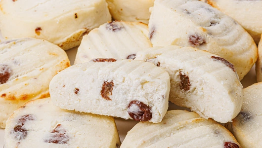 Сырники с изюмом на рисовой муке запеченные, зам.