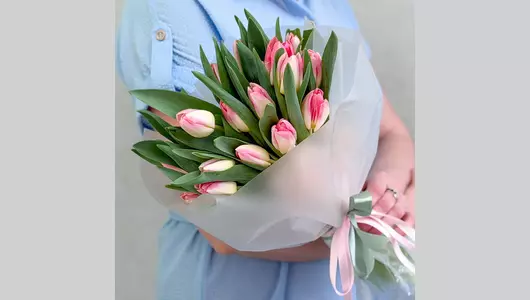 Букет 25 розовых тюльпанов FMART by flowwow