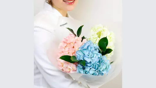 Авторский букет «Летняя свежесть» из&nbsp;гортензий FMART by flowwow