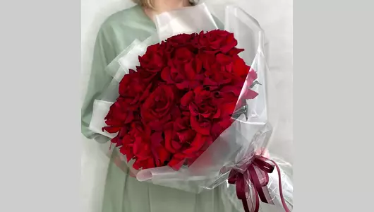 Букет 11 ажурных французских роз FMART by flowwow