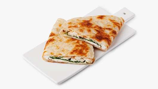 Сэндвич в&nbsp;лепешке Ротти с&nbsp;курицей и&nbsp;горчичной заправкой, кафе