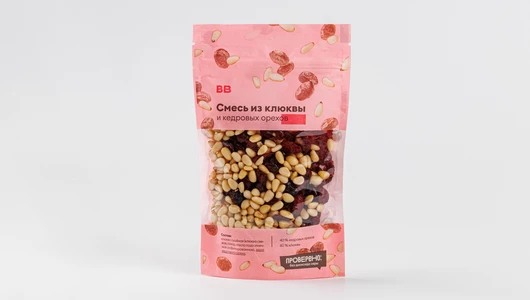Смесь из клюквы и кедровых орехов