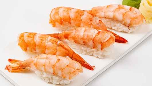 Суши с креветкой