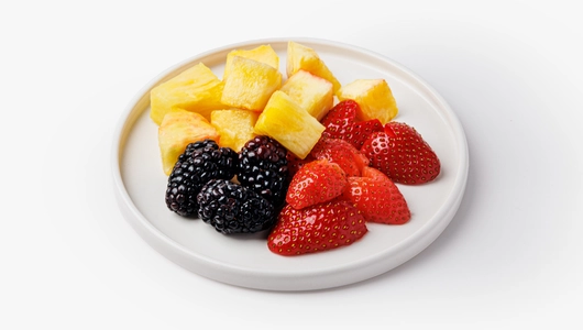 Фруктовый микс (ананас, клубника, ежевика), 150 г