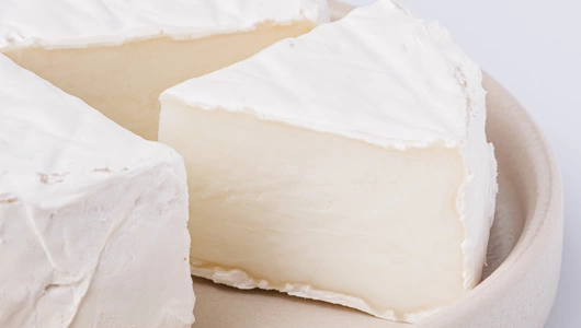 Сыр мягкий с белой плесенью "Бри" из козьего молока, 125 г