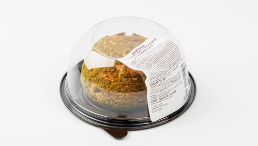 Пирожное "Шу" с фисташкой и малиной, кафе