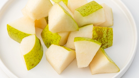 Груша дольки