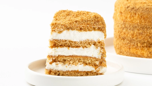 Торт "Открытка для мамы" медово-сметанный