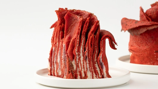 Торт-мини блинный "Роза" малина-клубника