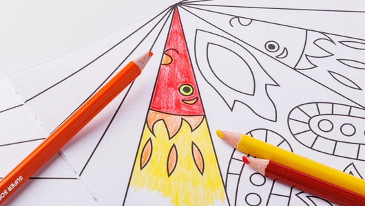 Раскраска "Яркие зверята" (раскрась, сложи, запусти)