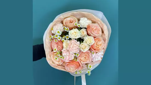 Крем брюле. Розы ромашки гвоздики FMART by flowwow