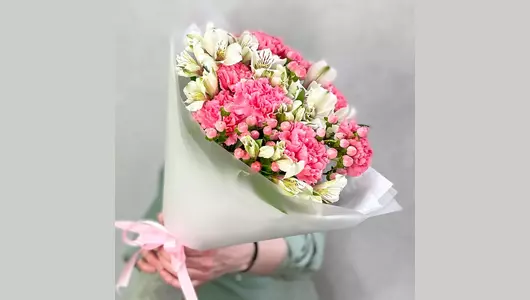Букетик Розовая волна с&nbsp;альстромерией и&nbsp;гвоздикой FMART by flowwow
