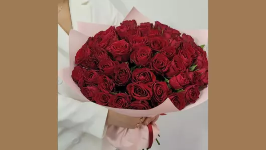 Эффектный букет из&nbsp;красных роз "Моё сердце" FMART by flowwow