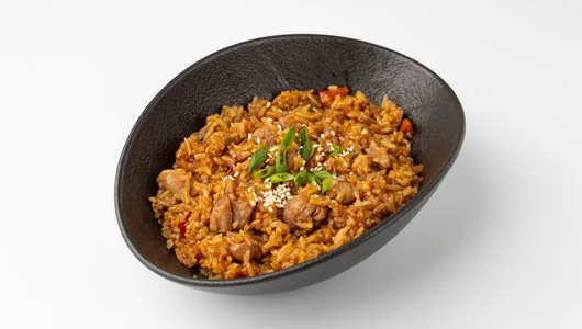 Пряный рис с курицей в соусе терияки