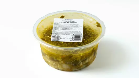 Борщ зеленый с курицей и щавелем