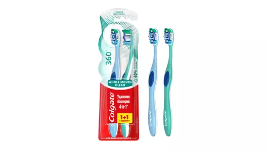 Зубная щетка Colgate 360 Суперчистота 1+1 средней жесткости в ассортименте