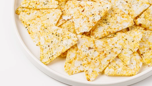 Чипсы цельнозерновые кукурузно-рисовые со вкусом "Соус Песто"