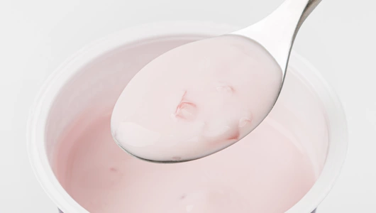 Йогурт "Виноград-Ната де коко" 5%